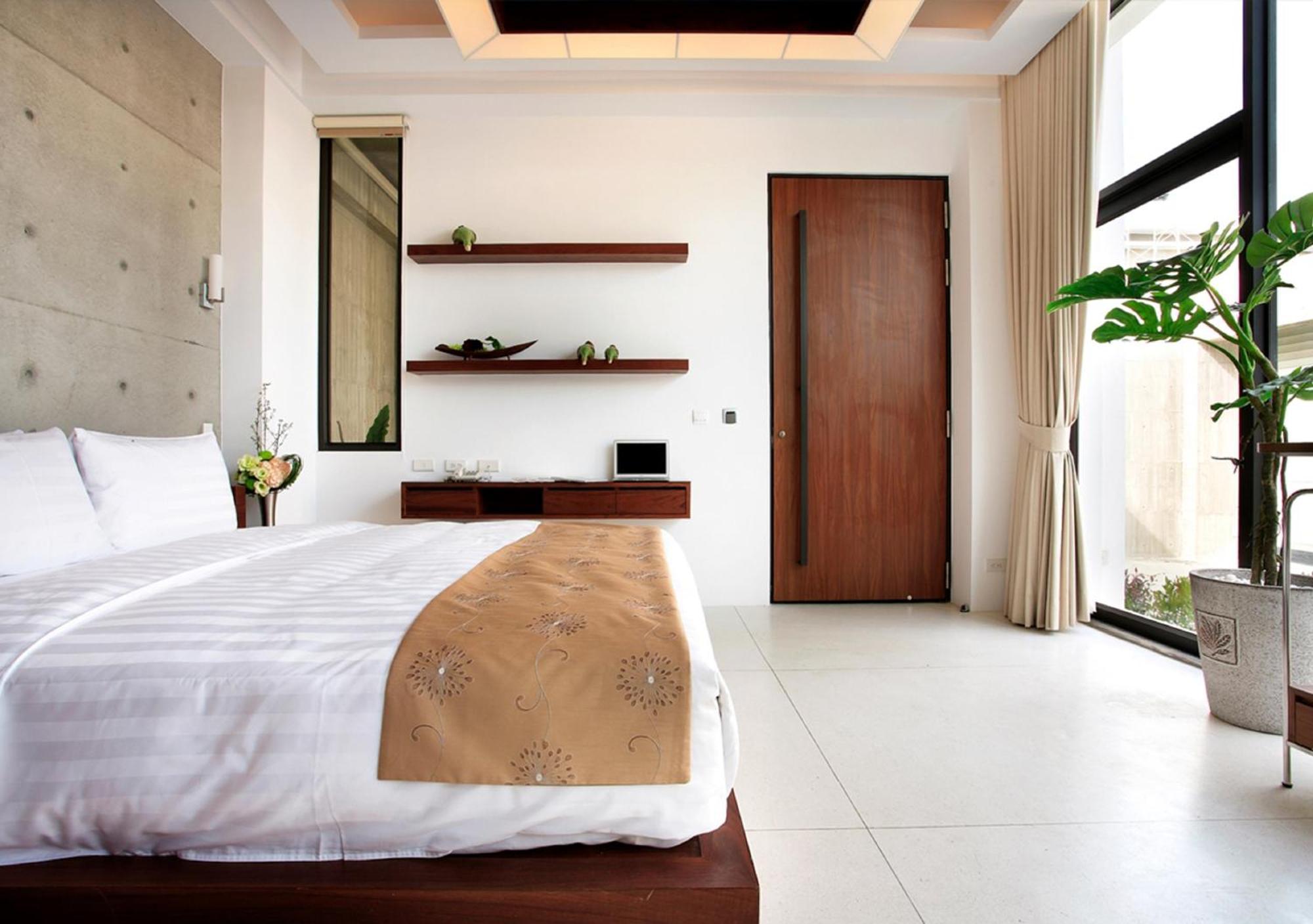 H Villa Inn Tainan Bagian luar foto